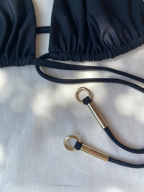 The Maya Triangle Top - Carbon